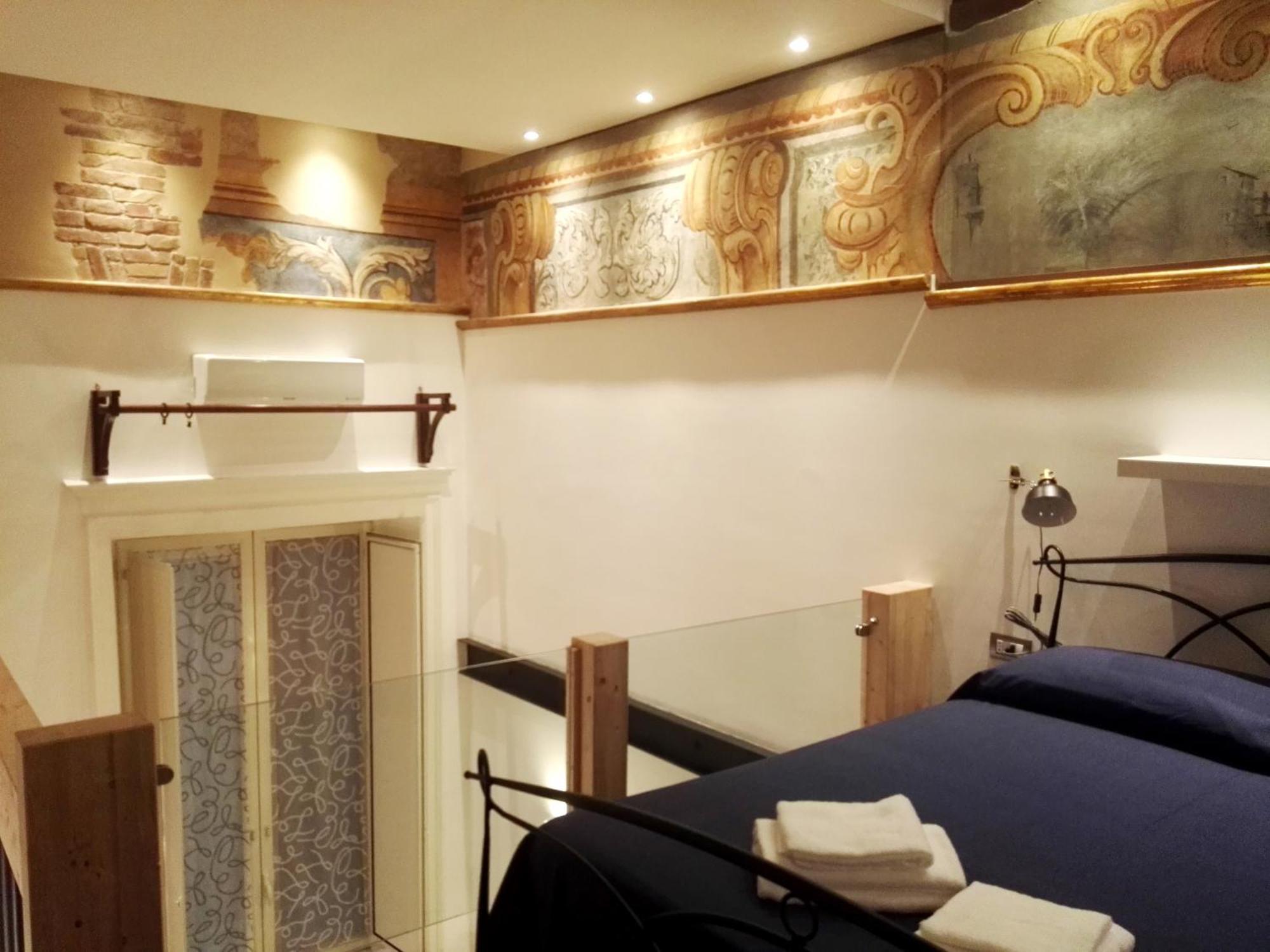Casa Cesira Incentro Guest house